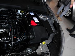 2015款 1.5L 手动时尚型