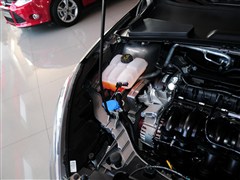 2015款 1.5L 手动时尚型