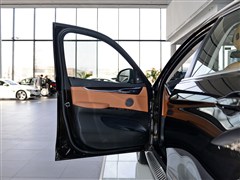2015款 xDrive35i 领先型