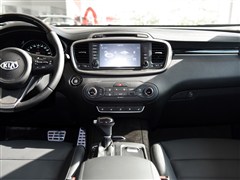 2015款 索兰托L 2.0T 汽油4WD尊贵版 7座 国V