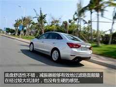 2015款 18T 双离合运动旗舰型