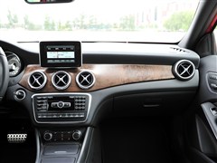 2015款 GLA 260 4MATIC 运动型