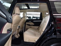 2015款 2.0T 两驱豪华版 7座