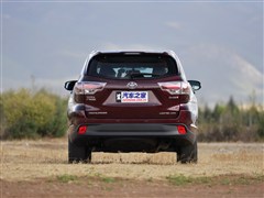 2015款 2.0T 四驱至尊版 7座