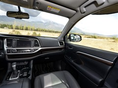 2015款 2.0T 四驱至尊版 7座