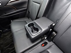 2015款 2.0T 四驱至尊版 7座