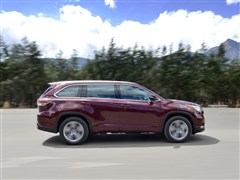 2015款 2.0T 四驱至尊版 7座