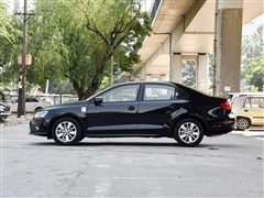 2015款 1.6L 自动时尚型
