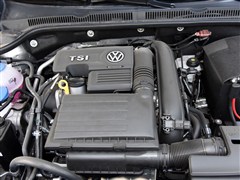 2015款 230TSI 自动豪华型