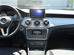 2015款 GLA 220 4MATIC 豪华型