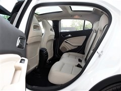 2015款 GLA 200 时尚型