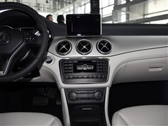 2015款 GLA 220 4MATIC 时尚型