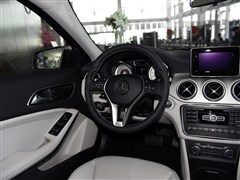 2015款 GLA 220 4MATIC 时尚型