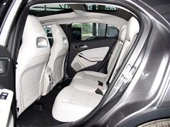 2015款 GLA 220 4MATIC 时尚型