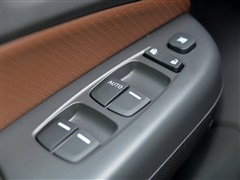 2015款 2.0T 升级版 自动旗舰型