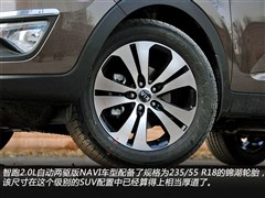 2012款 2.0L 自动两驱版NAVI