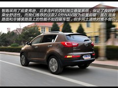 2012款 2.0L 自动两驱版NAVI