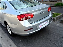 2012款 2.0L CVT智雅版