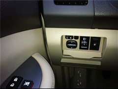 2013款 劲悦版 2.0L 手动豪华型