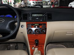 2013款 1.5L 手动标准型