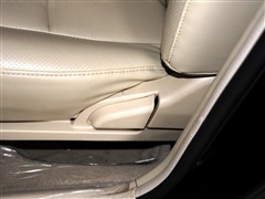 2013款 1.5L 手动标准型