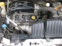 2006款 0.8L 手动基本型