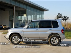 2009款 2.0L 四驱豪华型