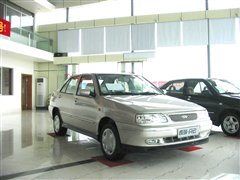 2004款 1.6L ES