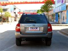 2011款 2.0L 自动两驱版GLS