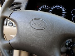 2011款 1.5L 新白金版标准型