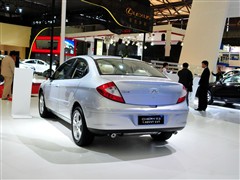 2012款 三厢 1.6L CVT尊贵型