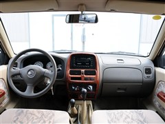 2011款 2.4L汽油四驱标准型