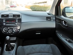 2011款 1.6L 手动舒适型