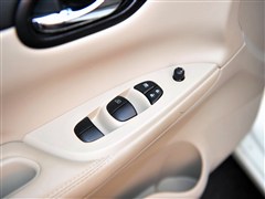 2011款 1.6L CVT舒适型
