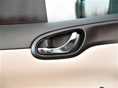 2011款 1.6L CVT舒适型