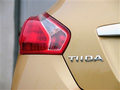 2011款 1.6L CVT豪华型