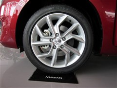 2011款 1.6T 手动炫动版