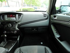 2012款 2.4L 商务天窗型