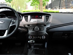 2012款 2.4L 商务天窗型