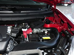2012款 2.0L 手动舒适版 4WD