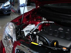 2012款 2.0L 手动舒适版 4WD