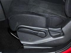 2012款 2.0L 手动舒适版 4WD