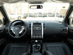 2012款 2.5L 手动豪华版 4WD