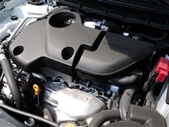 2012款 2.5L 手动豪华版 4WD