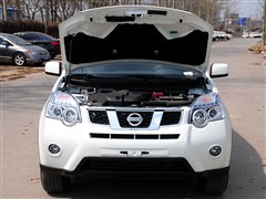 2012款 2.5L 手动豪华版 4WD