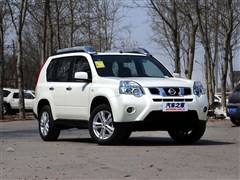2012款 2.5L 手动豪华版 4WD