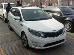 2012款 两厢 1.6L AT Premium