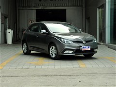 2012款 1.5L 手动豪华版