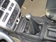 2004款 2.4L 四驱标准型