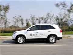 2013款 2.4 7座汽油至尊UVO版